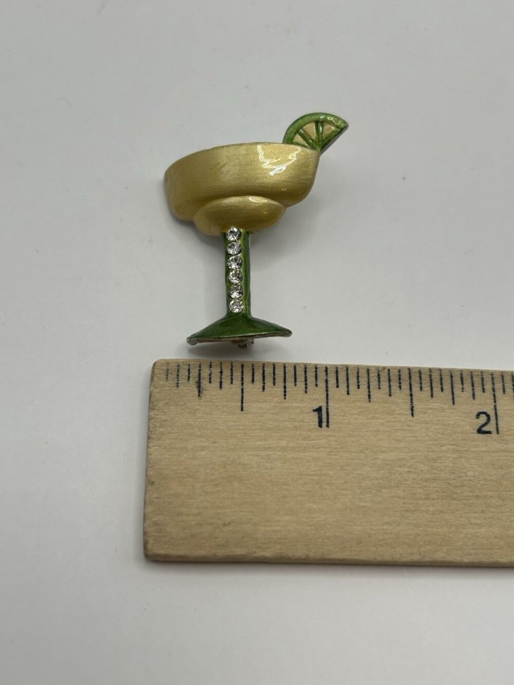 Vintage Margarita Cocktail Brooch Pin Enamel Rhinestone Lime Drink Barware Gift - Picture 8 of 9